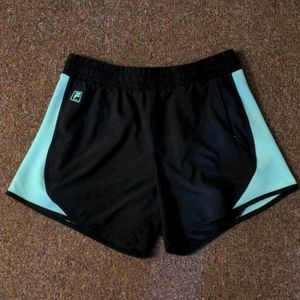 Athletic shorts w/zipper pocket